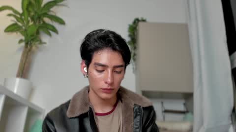 sebastian online show from 01/15/25, 03:33