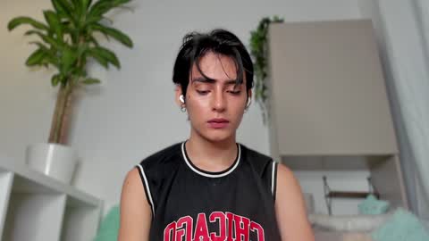 sebastian online show from 01/28/25, 05:32