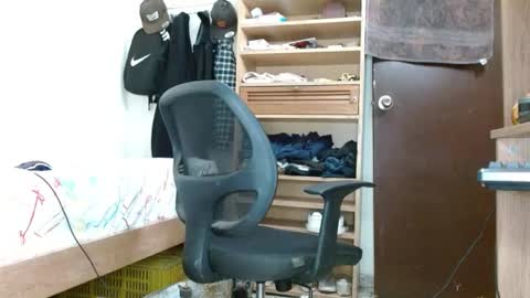 Sebas online show from 02/17/25, 07:10