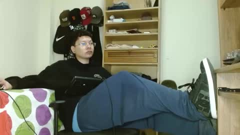 Sebas online show from 02/20/25, 04:28