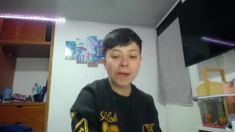 Snapshot of sebastian_posse chatting on 06/22/26, 12:35 Myystiic online show from 06/22/26, 12:35