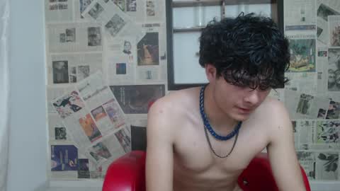 sebastian_rougue online show from 04/15/26, 09:59