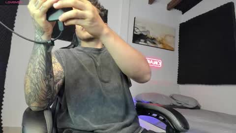 Lucian Sinclair online show from 11/06/25, 01:39