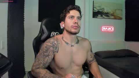 Lucian Sinclair online show from 11/29/25, 02:25