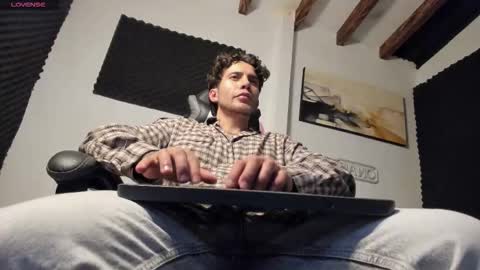 Lucian Sinclair online show from 03/08/26, 01:25