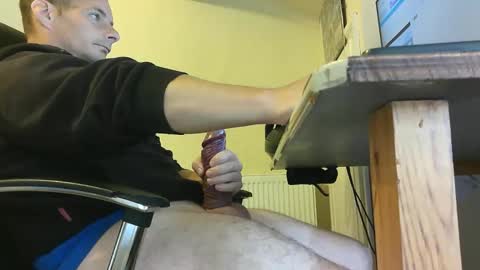 sebastianspalding450 online show from 09/30/25, 10:09