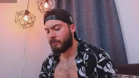 Instagram jeanpaulfit  online show from 03/25/26, 11:00