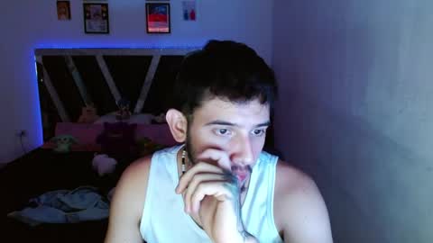 Snapshot of sebasxxl12 chatting on 05/01/26, 11:37 Sebas online show from 05/01/26, 11:37