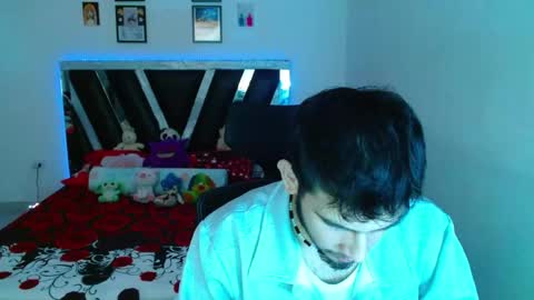 Snapshot of sebasxxl12 chatting on 05/14/26, 10:27 Sebas online show from 05/14/26, 10:27
