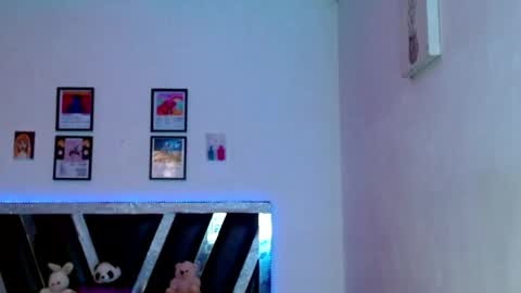 Snapshot of sebasxxl12 chatting on 05/20/26, 11:33 Sebas online show from 05/20/26, 11:33