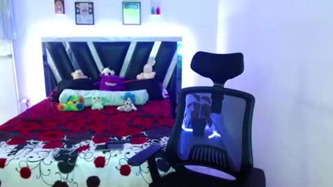 Sebas online show from 06/19/26, 04:55