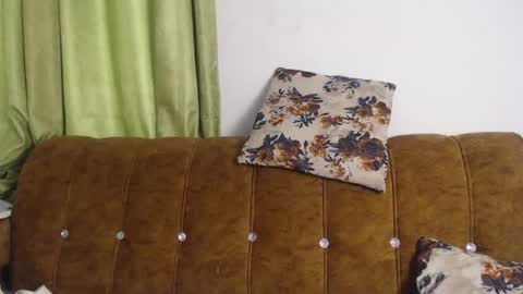 sebatrishaa online show from 05/13/26, 07:28