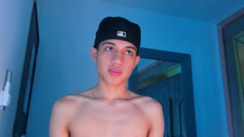 Sebastian online show from 12/14/25, 09:08