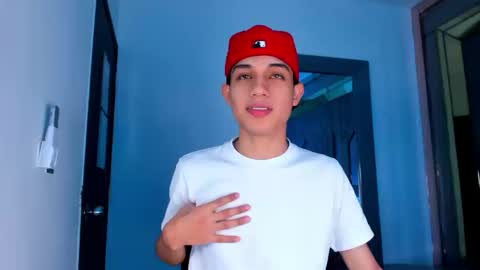 Sebastian online show from 03/11/26, 08:59