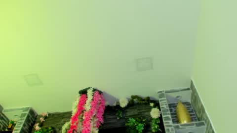 Sebastian online show from 04/16/26, 08:15