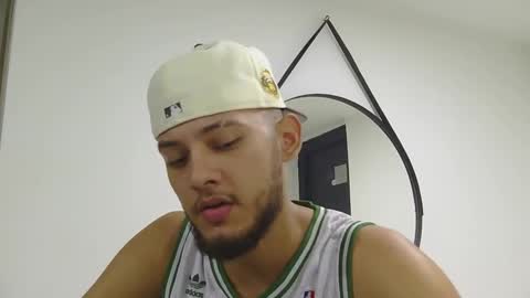 Snapshot of sebolaz chatting on 12/22/24, 07:11 ryan miller online show from 12/22/24, 07:11