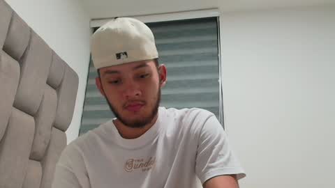 Snapshot of sebolaz chatting on 02/03/25, 05:18 ryan miller online show from 02/03/25, 05:18