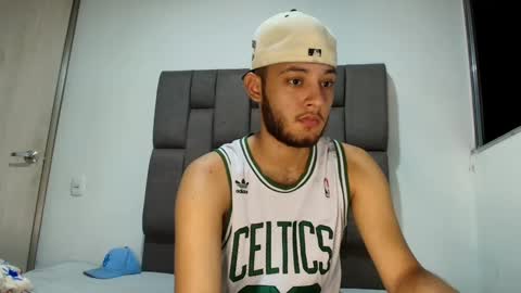 Snapshot of sebolaz chatting on 03/10/25, 04:49 ryan miller online show from 03/10/25, 04:49