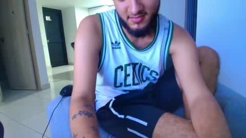 Snapshot of sebolaz chatting on 09/26/25, 04:16 ryan miller online show from 09/26/25, 04:16