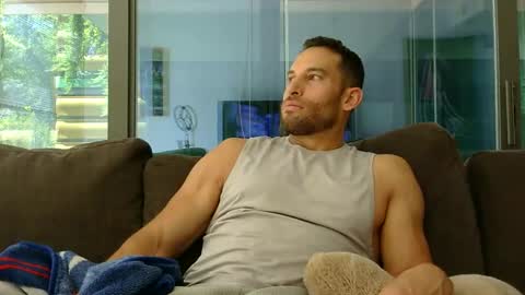 Sebastian Royce online show from 06/01/26, 04:52