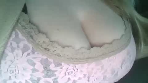 Sunny online show from 09/13/25, 10:53