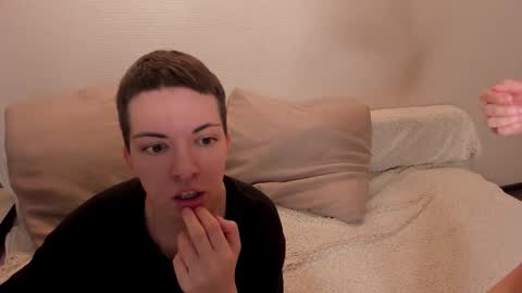 Amanda and  pair in a real life we love each other but can play with you online show from 10/31/25, 08:43