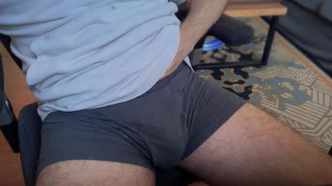 Snapshot of secret_neighbor_ chatting on 10/09/25, 03:43 secret_neighbor_ online show from 10/09/25, 03:43