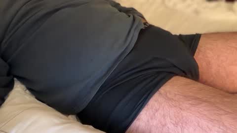 Snapshot of secret_neighbor_ chatting on 10/25/25, 01:13 secret_neighbor_ online show from 10/25/25, 01:13