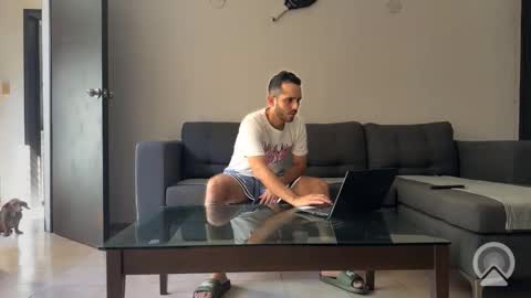 secretaura online show from 04/18/26, 09:37