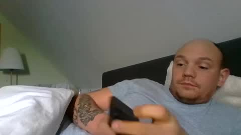 Simon online show from 02/22/25, 07:23