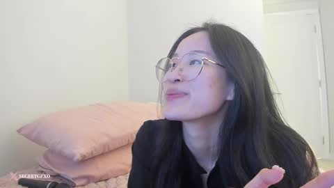 Angela online show from 03/01/25, 10:02