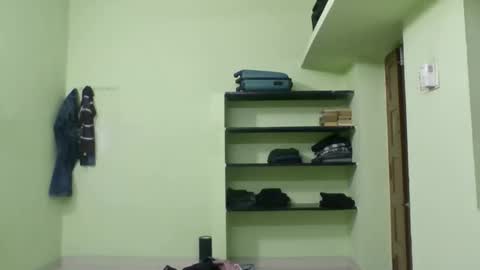 secretly_sensual online show from 09/15/25, 03:34