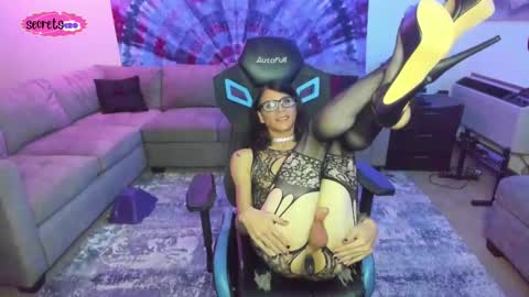 Jasmine online show from 10/05/25, 12:31