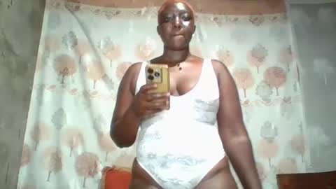 Snapshot of secretseduction2 chatting on 07/05/26, 11:12 Seduction online show from 07/05/26, 11:12