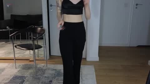 Sara online show from 03/03/26, 09:10