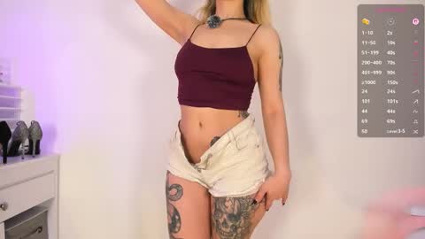 Ava   online show from 09/11/25, 05:51