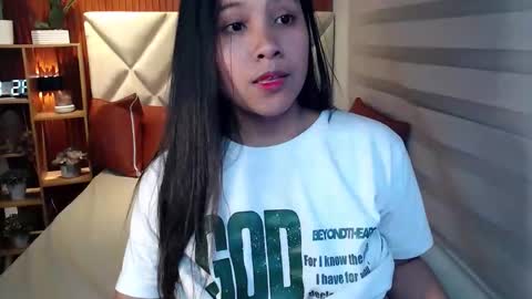 ellie online show from 11/10/25, 04:50