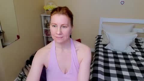 seductive_foxy_ online show from 11/15/25, 10:04
