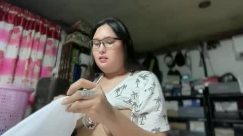 seductive_housewife online show from 04/23/26, 04:31