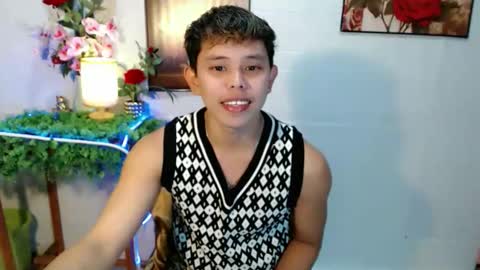 Max online show from 05/19/26, 04:08