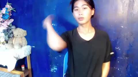 Snapshot of seductive_monicaxxx chatting on 12/22/25, 10:56 NIK online show from 12/22/25, 10:56