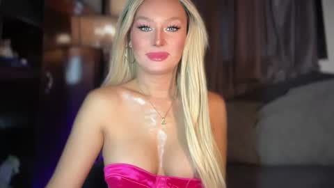 Snapshot of seductive_temptation1 chatting on 08/06/26, 08:05 cath online show from 08/06/26, 08:05