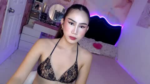 Snapshot of seductive_vana chatting on 05/15/26, 11:34 Vanessa online show from 05/15/26, 11:34