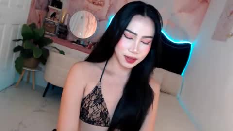 Snapshot of seductive_vana chatting on 05/29/26, 11:14 Vanessa online show from 05/29/26, 11:14