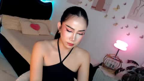 Snapshot of seductive_vana chatting on 06/19/26, 06:34 Vanessa online show from 06/19/26, 06:34