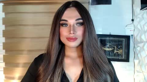 Snapshot of seductivedeluxe69 chatting on 03/04/25, 10:02 Deluxe online show from 03/04/25, 10:02