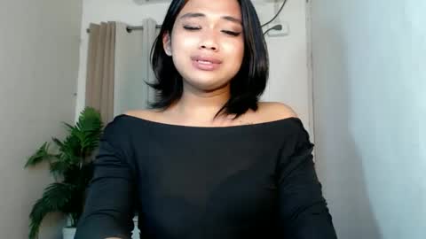 Deluxe online show from 05/15/26, 02:40