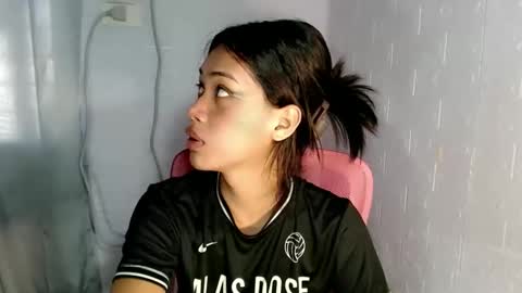 Snapshot of seductivepinoy_xx chatting on 04/22/26, 11:28 seductivepinoy_xx online show from 04/22/26, 11:28