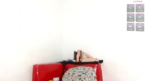 Estefany online show from 04/17/26, 02:09