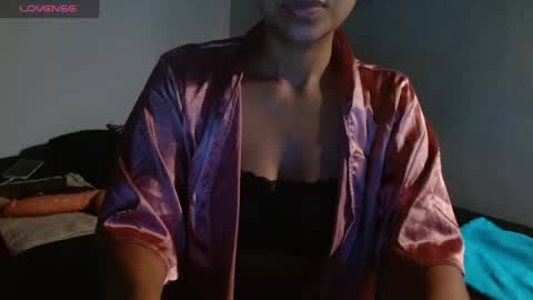 Snapshot of seductress_malia chatting on 07/23/26, 09:29 seductress_malia online show from 07/23/26, 09:29
